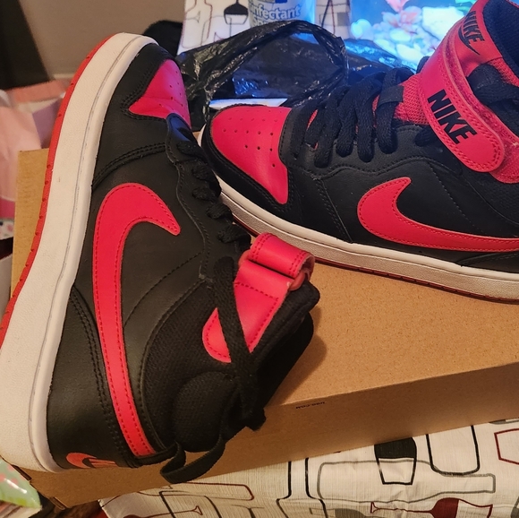 Red & Black Big kids high top Nike Court Borough - Picture 3 of 3